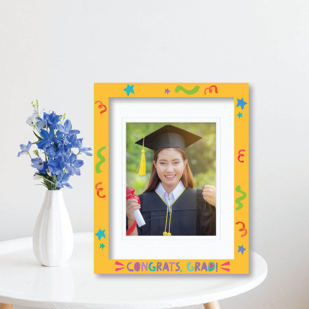 ColorBloom Moments™ - Yay Grad! - 11"x14" 1-8"x10" Opening Easel Back/Wall Frame