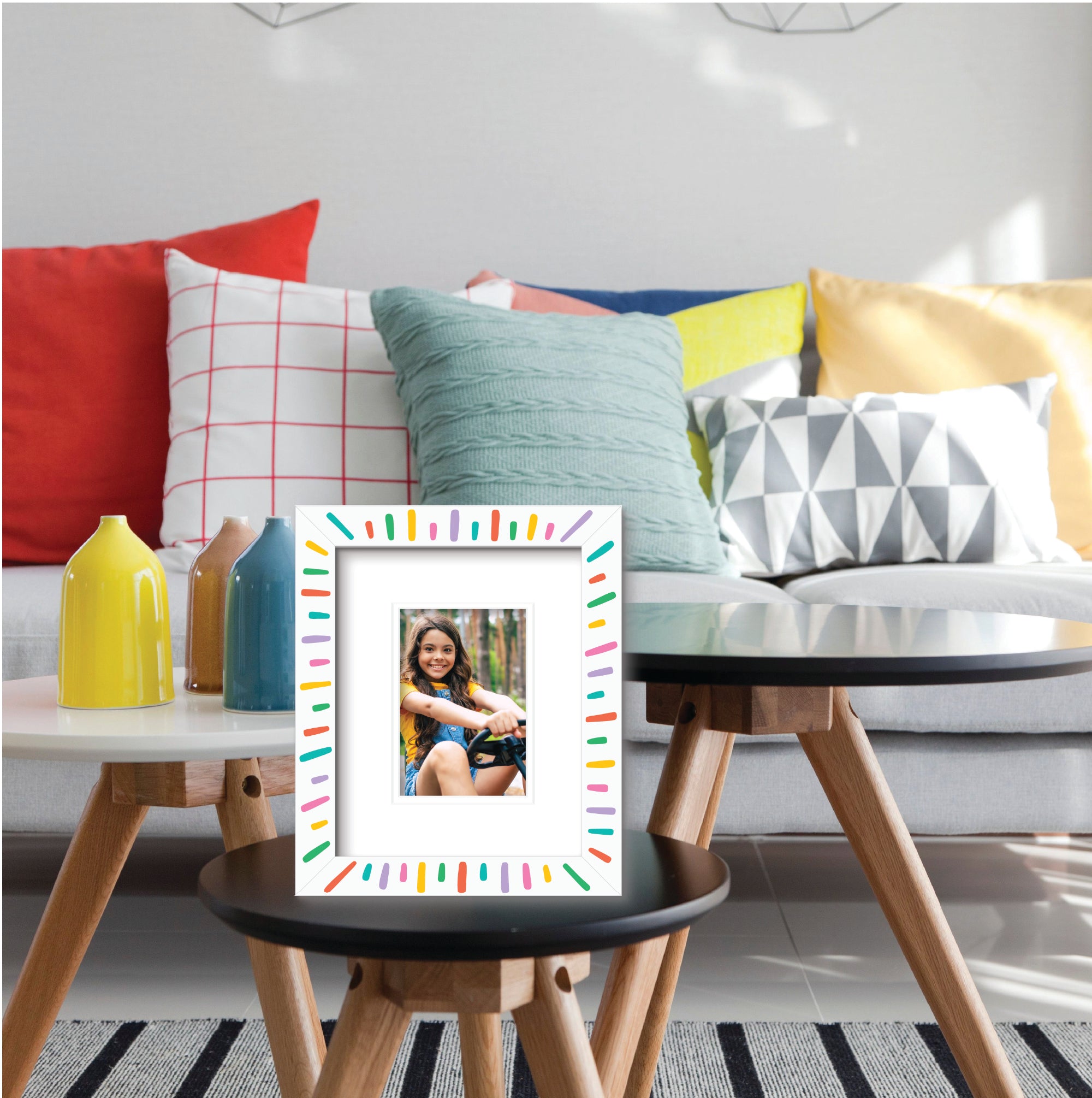 ColorBloom Moments™ - Multi-Color Grads - 8"x10" 1-4"x6" Opening Easel Back/Wall Frame