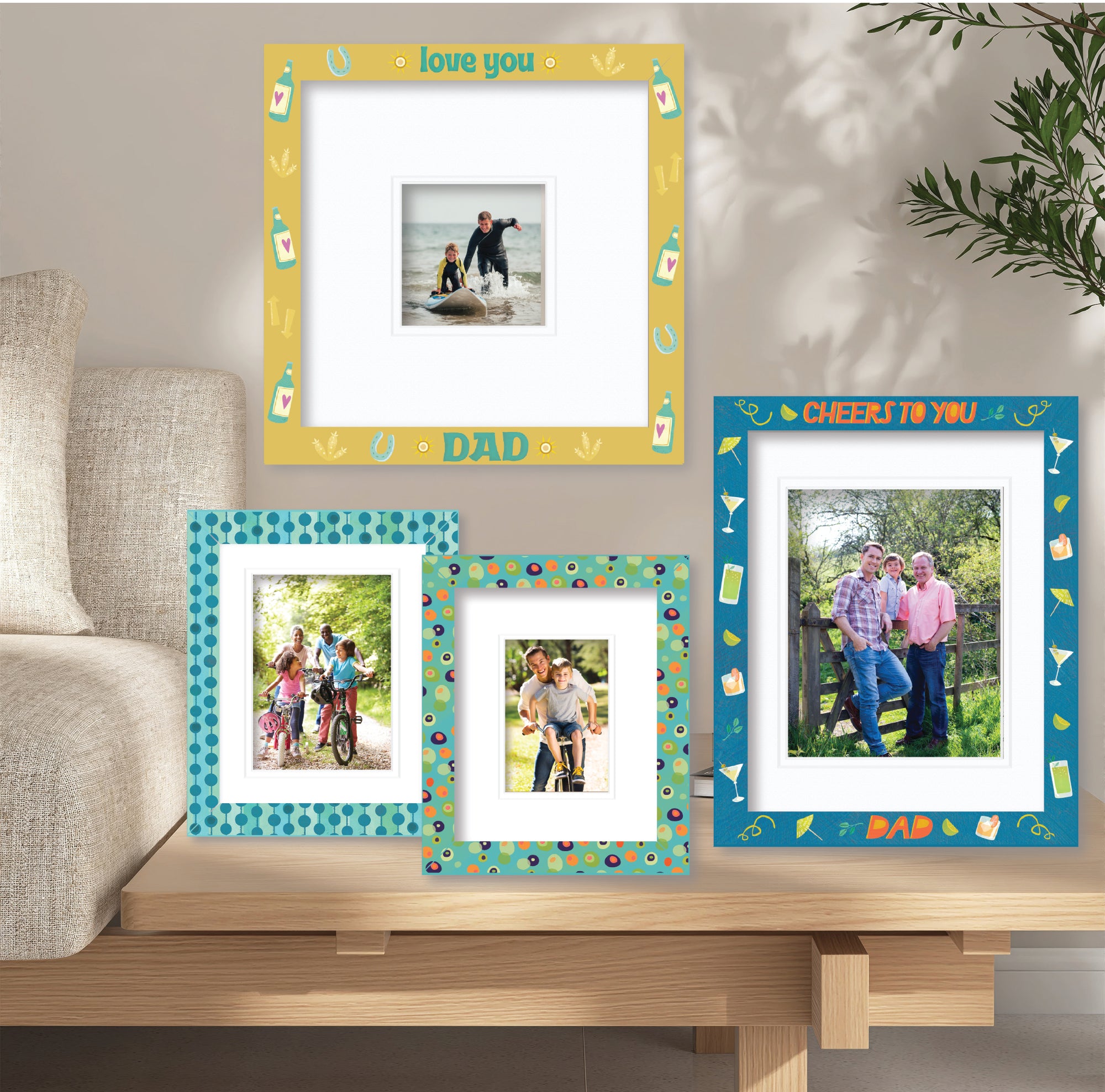 ColorBloom Moments™ - Dads Lounge - Set Easel Back/Wall Frame