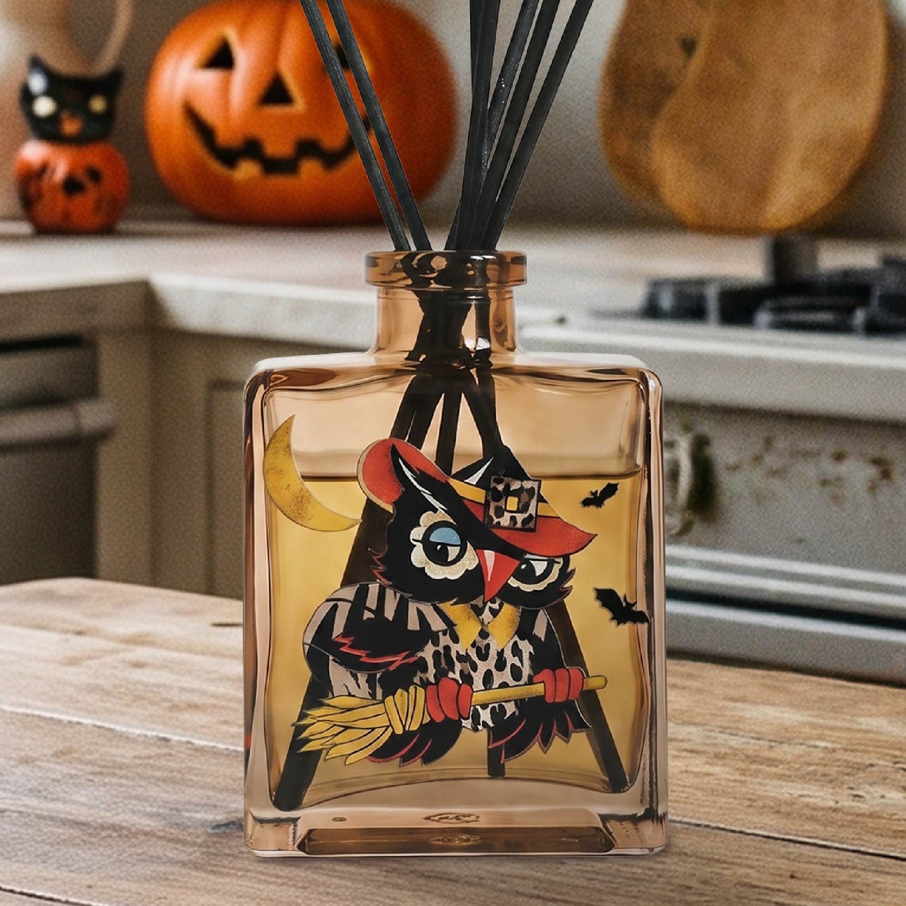 Vintage Halloween Owl - Pumpkin and Cedarwood 5oz Oil Reed Diffuser Set