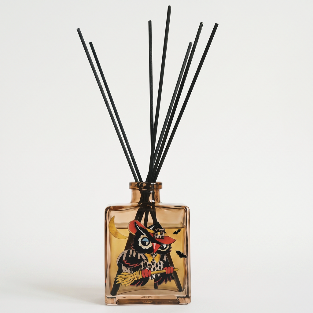 Vintage Halloween Owl - Pumpkin and Cedarwood 5oz Oil Reed Diffuser Set
