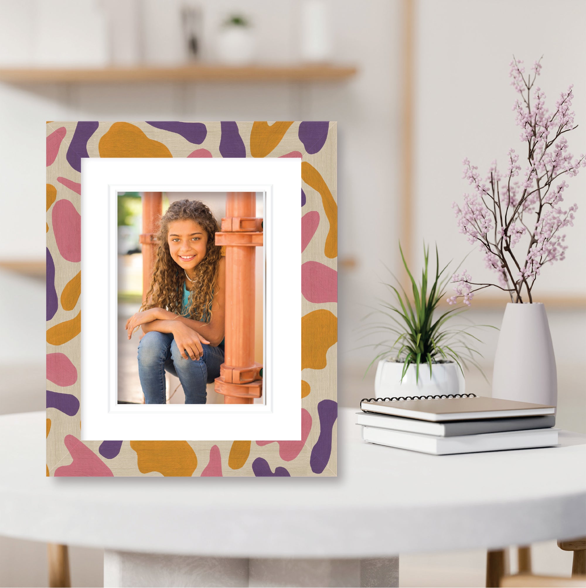 ColorBloom Moments™ - Sunset Vibe - 8"x10" 1-5"x7" Opening Easel Back/Wall Frame