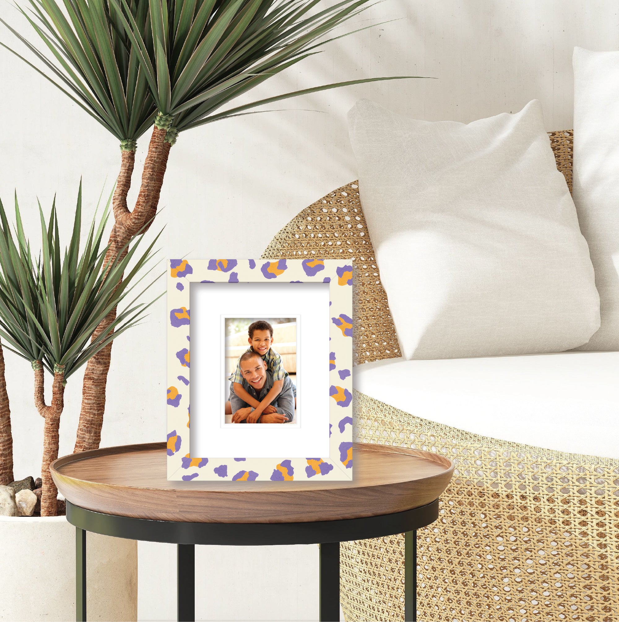 ColorBloom Moments™ - Sunset Vibe - 8"x10" 1-4"x6" Opening Easel Back/Wall Frame