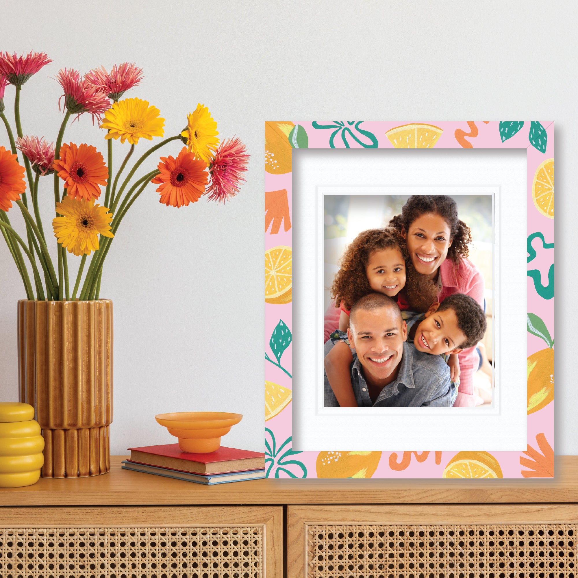 ColorBloom Moments™ - Sunset Vibe - 11"x14" 1-8"x10" Opening Easel Back/Wall Frame